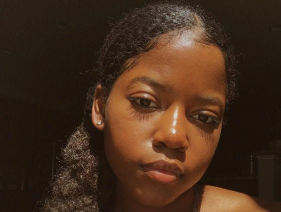 5 coiffures faciles pour cheveux naturels que vous pouvez réaliser vous-même