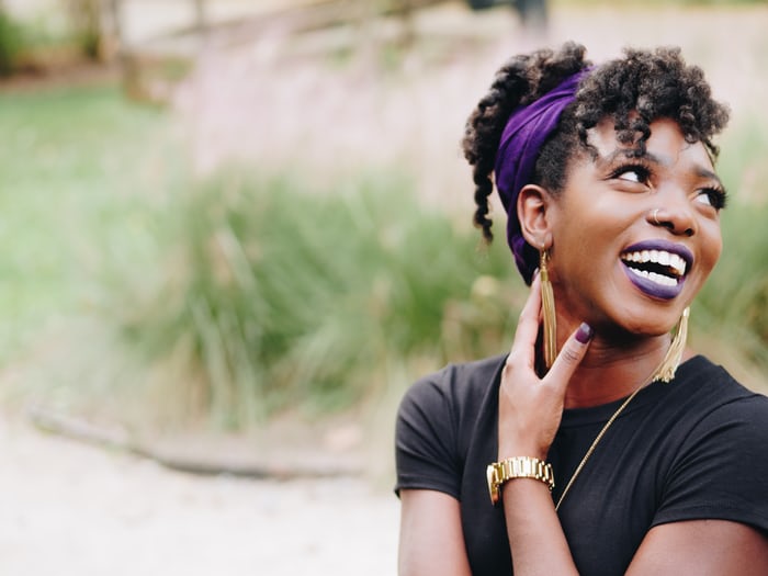 Les cheveux Yaki expliqués : Guide complet pour comprendre les cheveux Yaki
